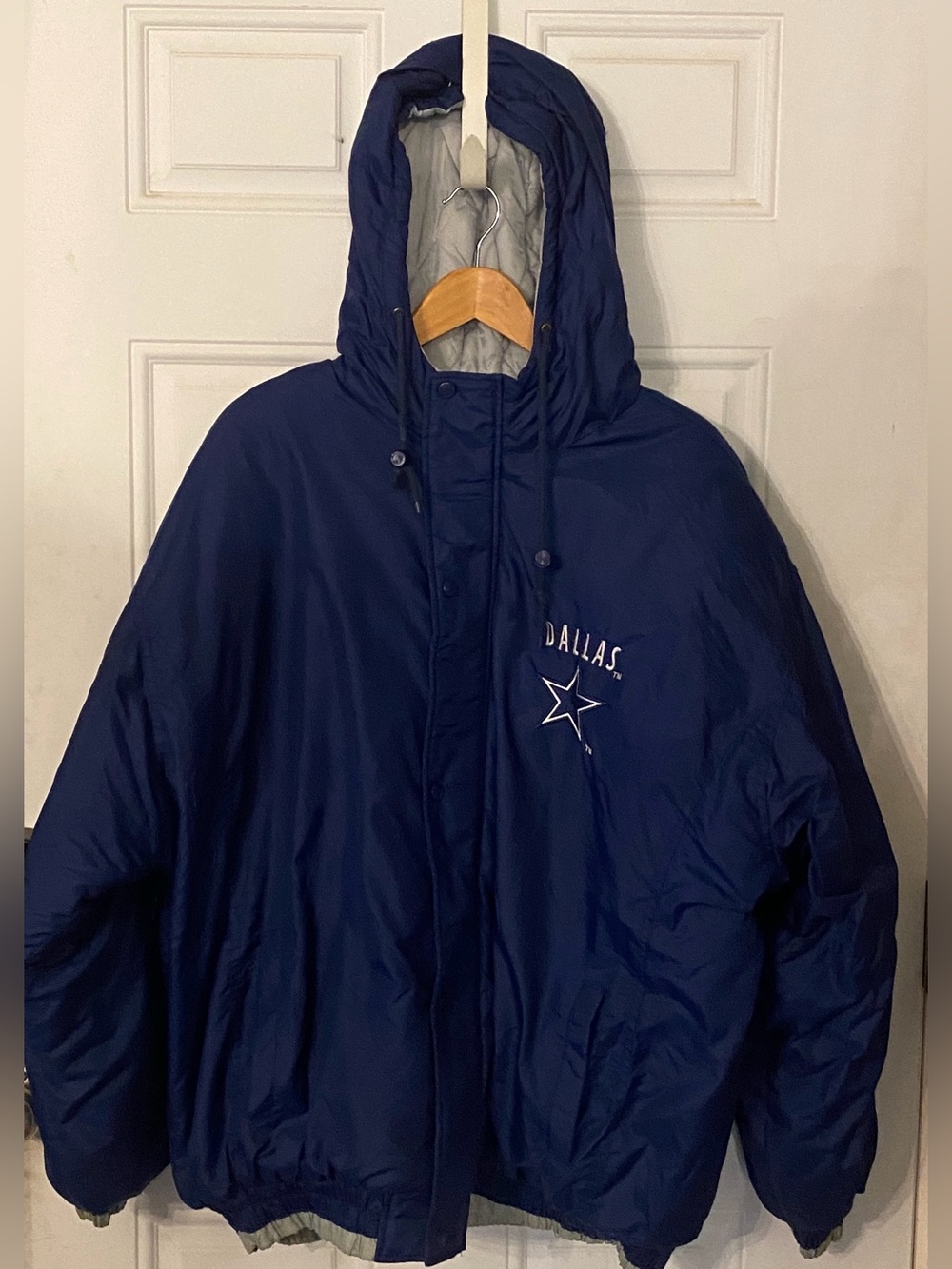 Vintage Dallas Cowboys Game Day Puffer Jacket